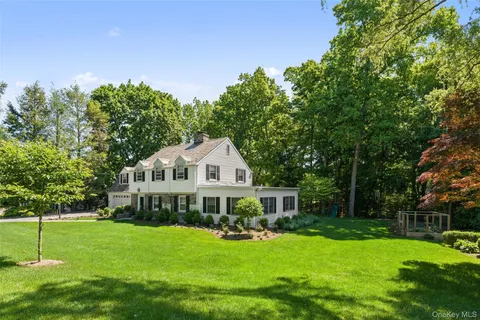 $2,495,000 | 202 Rock Creek Lane, Scarsdale, NY 10583