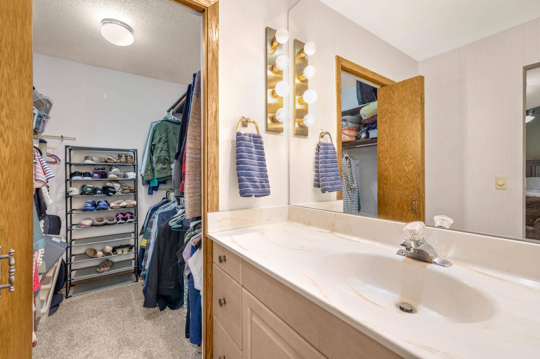 6701 West 82nd Street Bloomington, MN 55438 - Photo 20 of 37