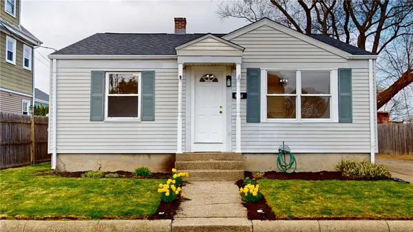 $349,900 | 204 Vine Street, Pawtucket, RI 02861