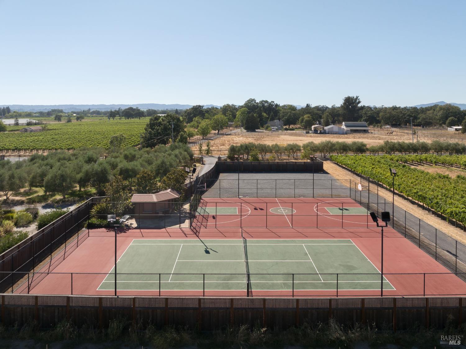 1626 Abramson Road Santa Rosa, CA 95401 - Photo 45 of 87