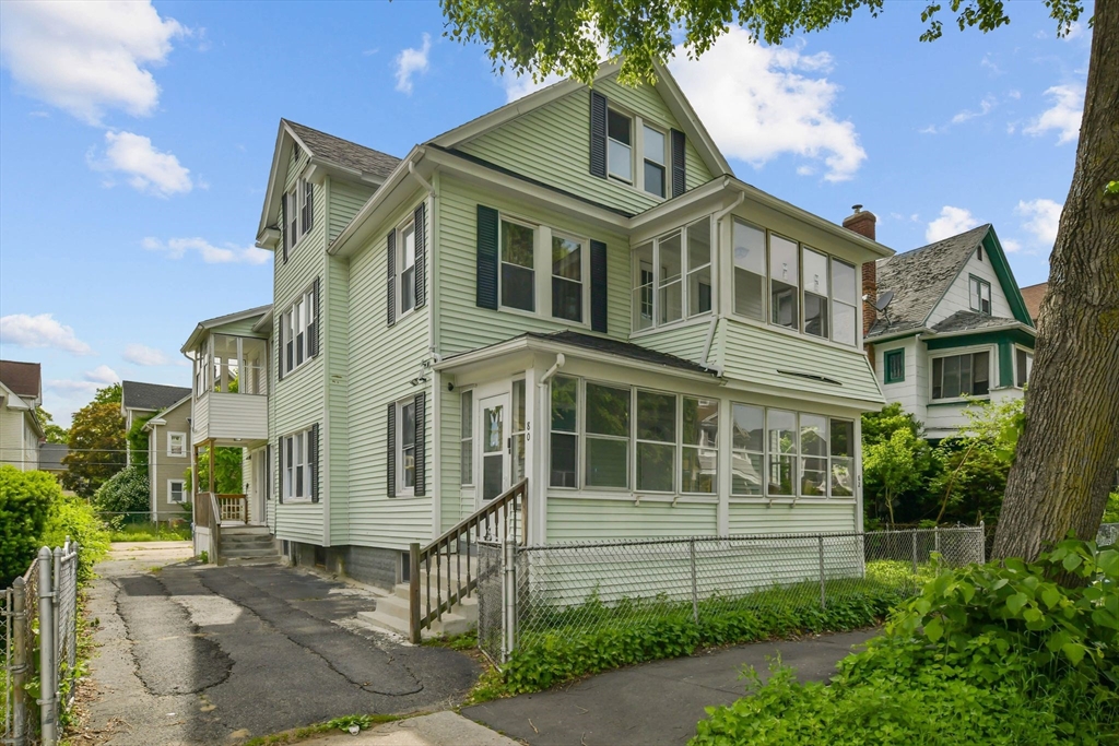 80-82 Kenyon Street Springfield, MA 01109 - Photo 1 of 24 Gallery Image 1