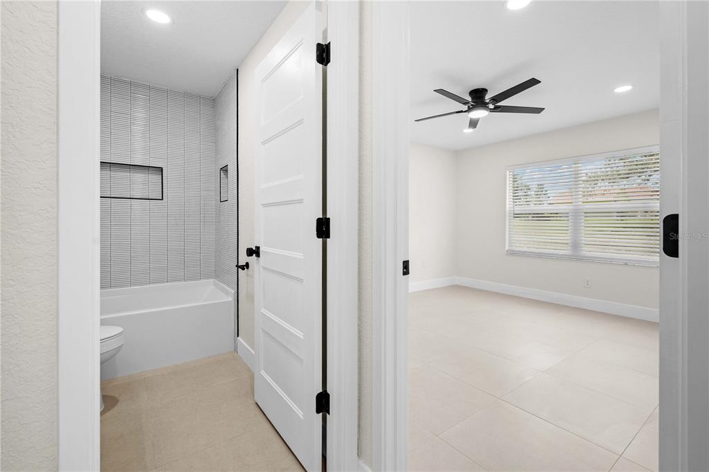9086 Grove Road Brooksville, FL 34613 - Photo 16 of 30