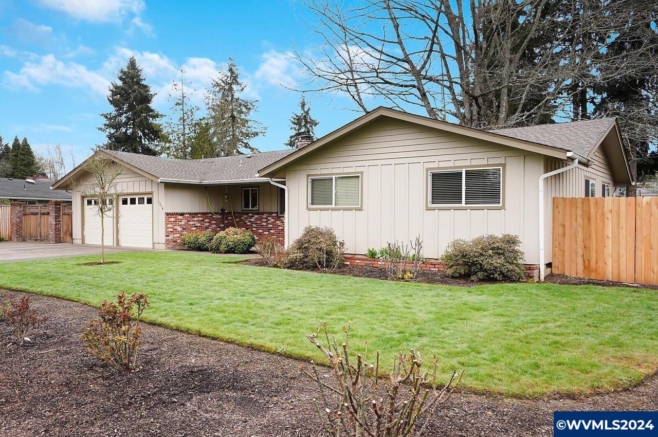 1214 Northeast Springwood Drive Albany, OR 97321 - Photo 2 of 50