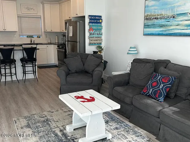 $3,100 | 304 C Barnegat Avenue, Seaside Heights, NJ 08751