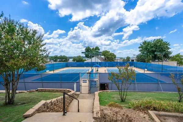 $210,000 | 438 Yacht Club Drive, Unit C, Rockwall, TX 75032