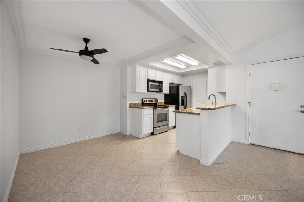 3535 Banbury Drive, Unit 158 Riverside, CA 92505 - Photo 6 of 15