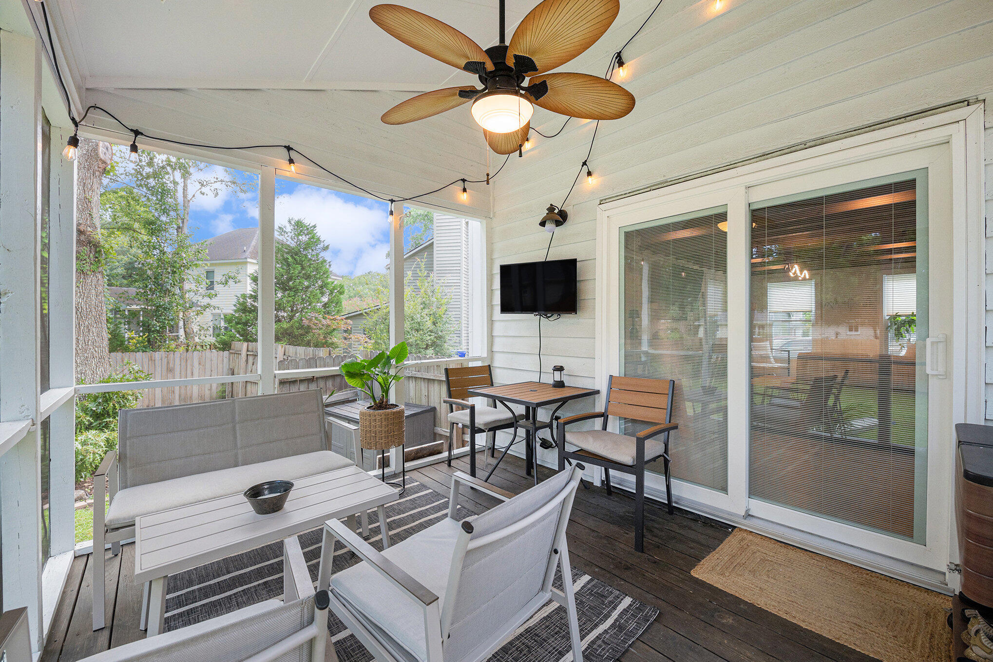 1861 Cattail Row Charleston, SC 29407 - Photo 21 of 35 Screened Patio