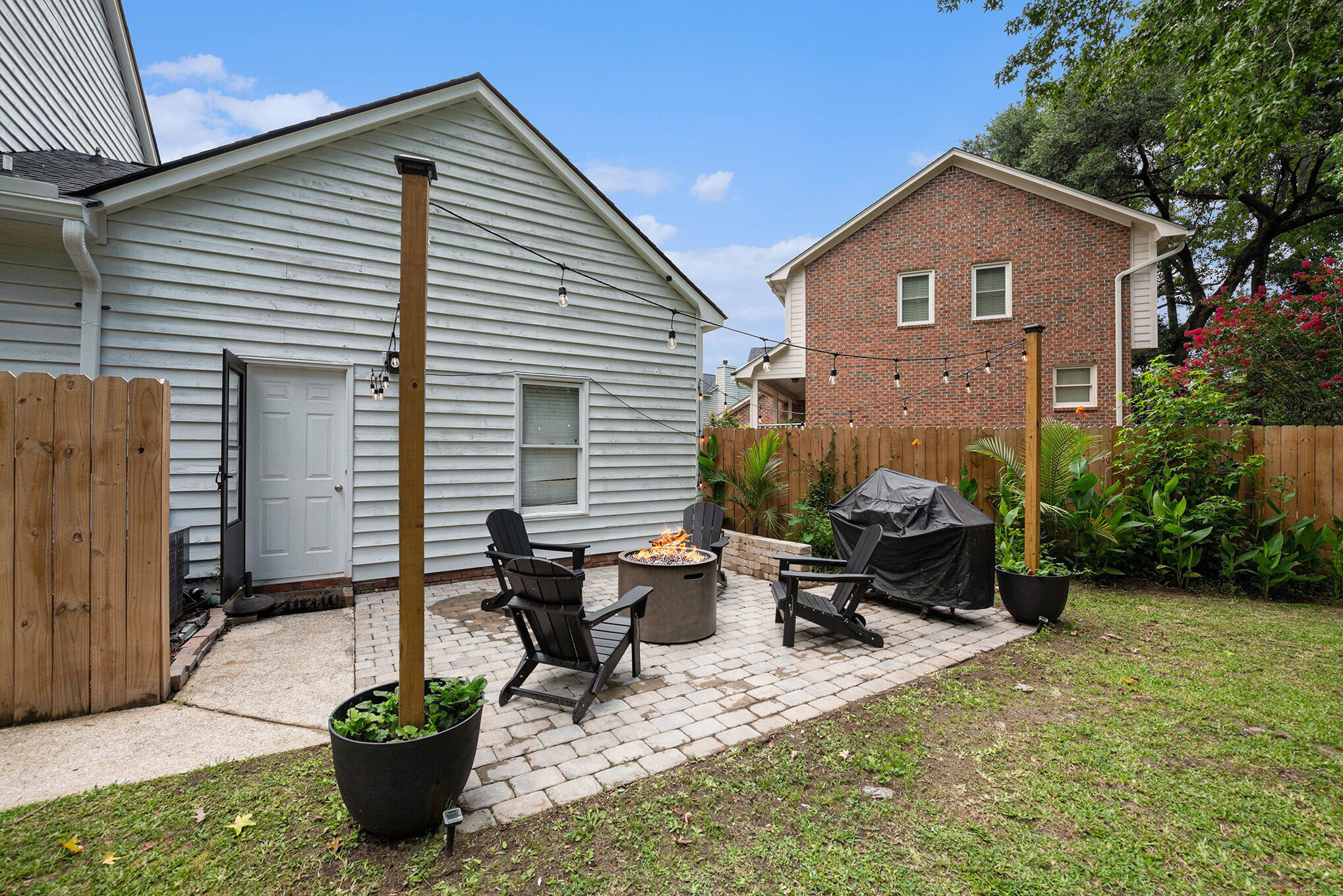 1861 Cattail Row Charleston, SC 29407 - Photo 23 of 35 Fireplace