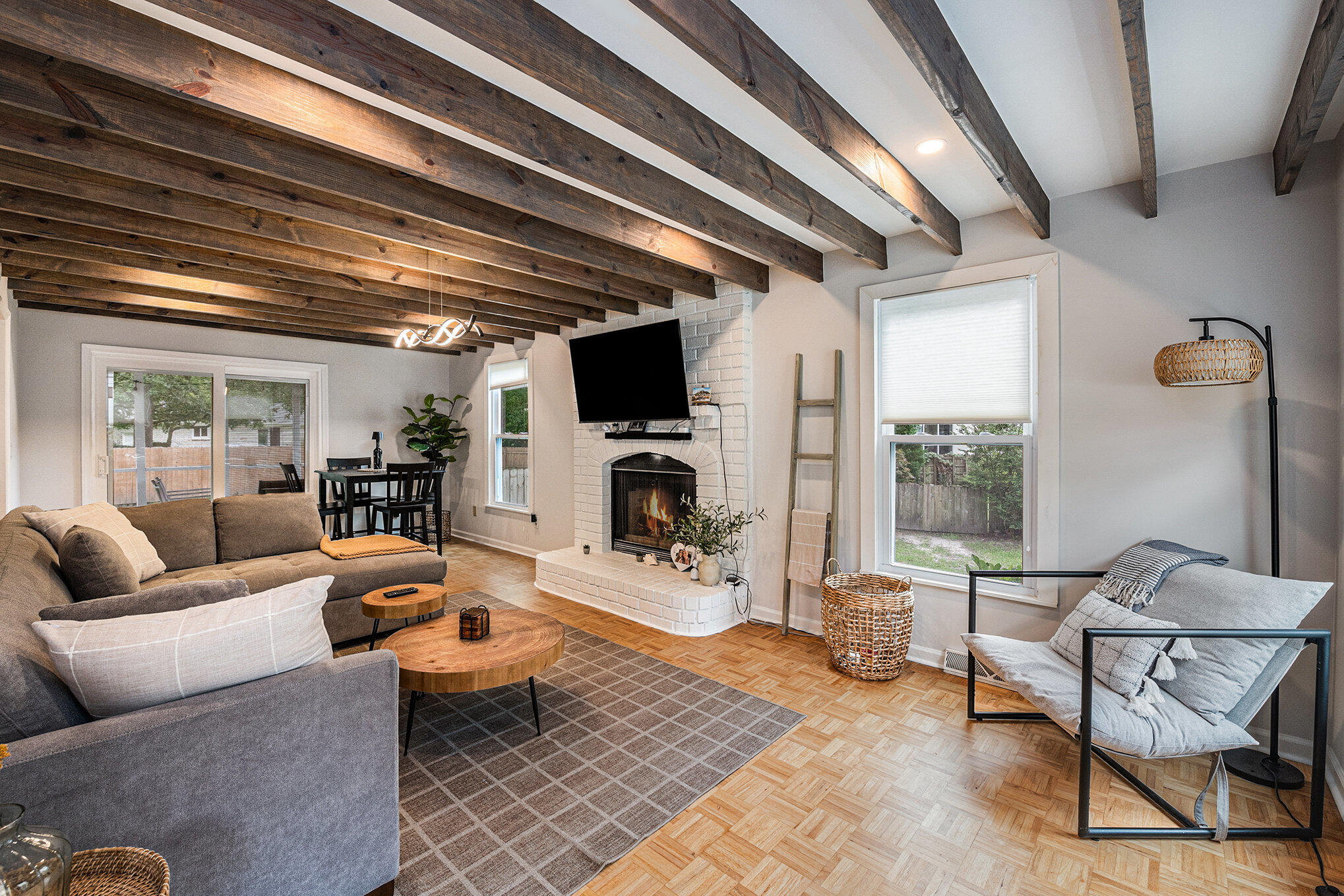 1861 Cattail Row Charleston, SC 29407 - Photo 3 of 35 Living Room