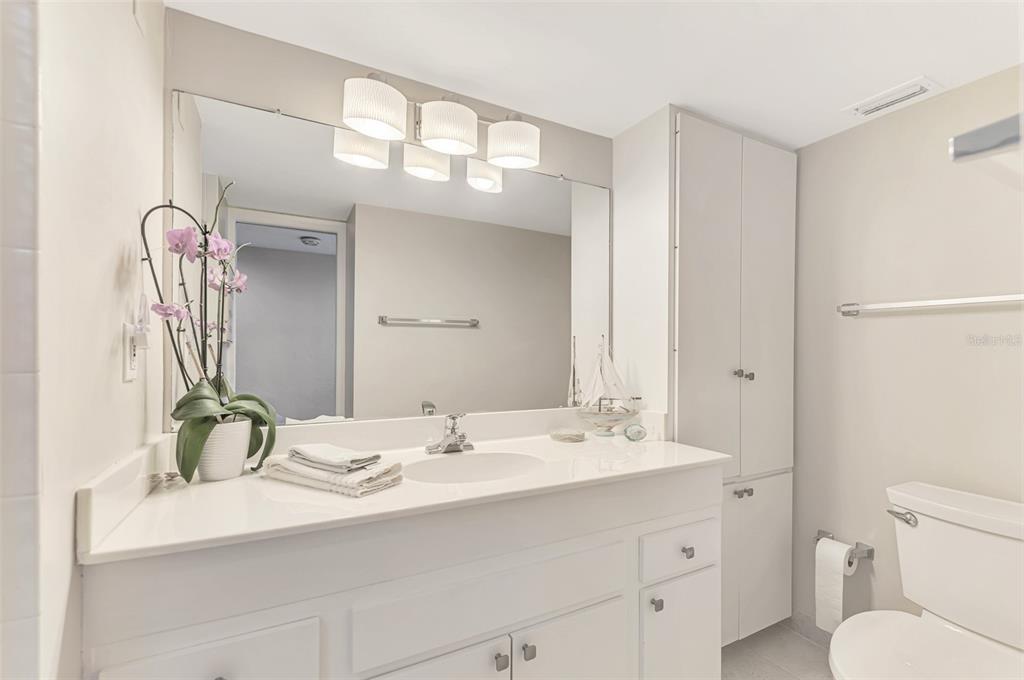 631 Alhambra Road, Unit 1004 Venice, FL 34285 - Photo 46 of 71