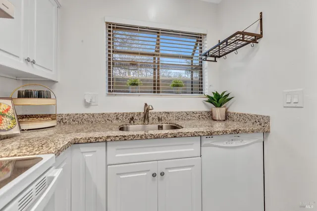 $365,000 | 900 Southampton Road, Unit 110, Benicia, CA 94510