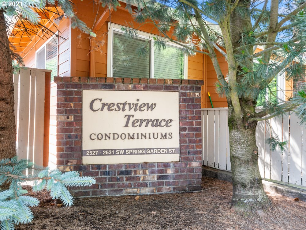 2529 Southwest Spring Garden Street, Unit 11 Portland, OR 97219 - Photo 3 of 32 Gallery Image 3
