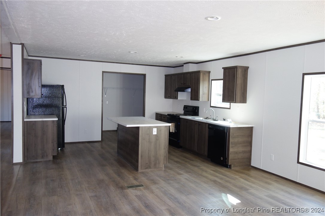 1024 Sunset Park Road Bladenboro, NC 28320 - Photo 7 of 24 Gallery Image 7