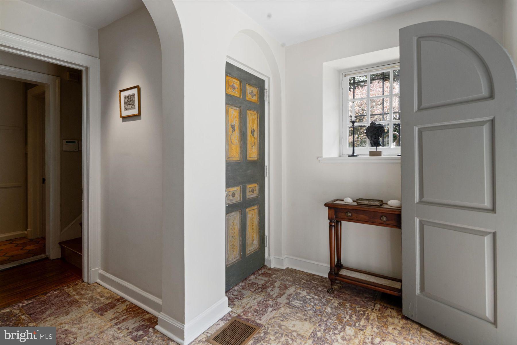 95 West Hampton Road Philadelphia, PA 19118 - Photo 9 of 37 a view of a livingroom with wooden floor and a window