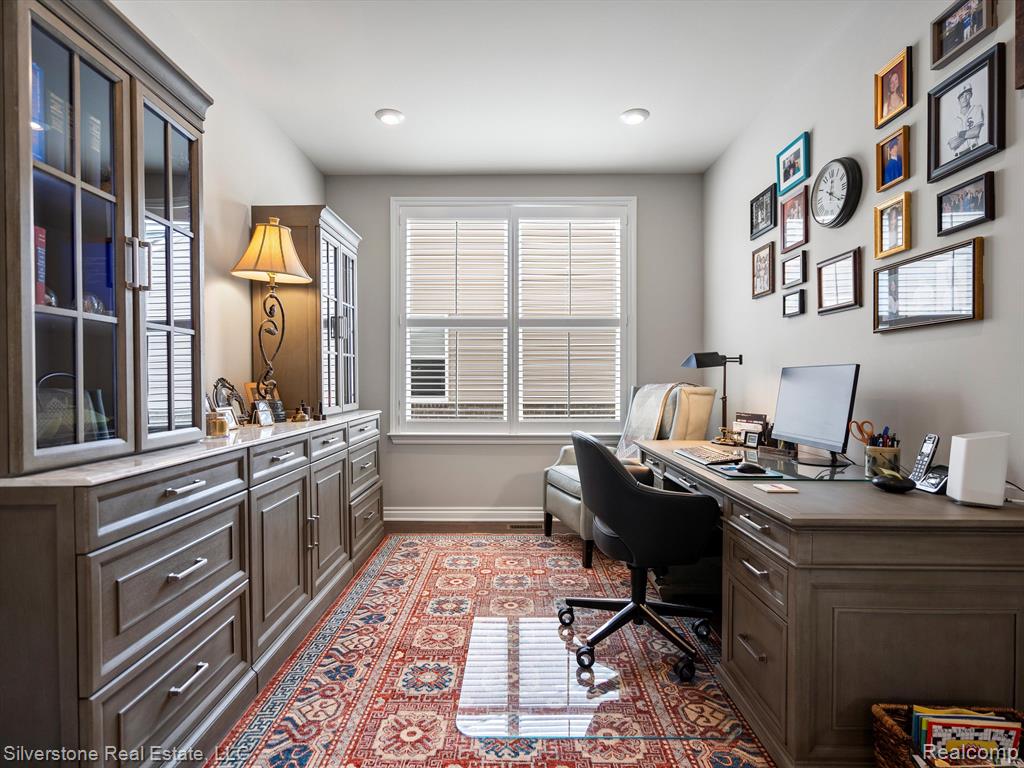 4731 Bingham Road Dearborn, MI 48126 - Photo 23 of 38 Gallery Image 23