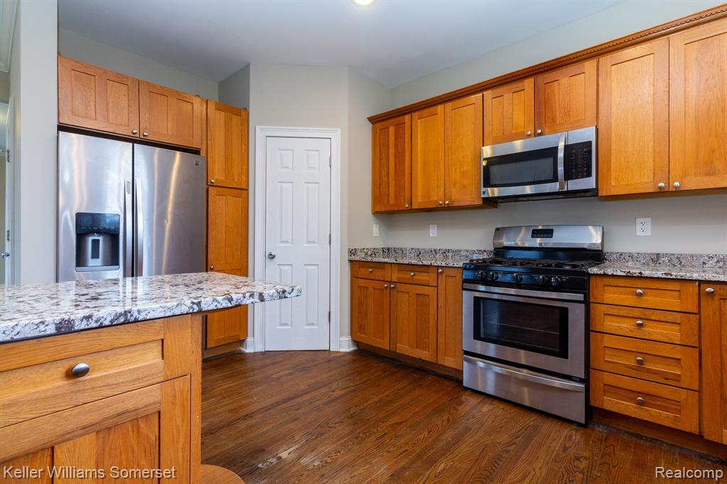 6565 Springborn Road East China, MI 48054 - Photo 24 of 48