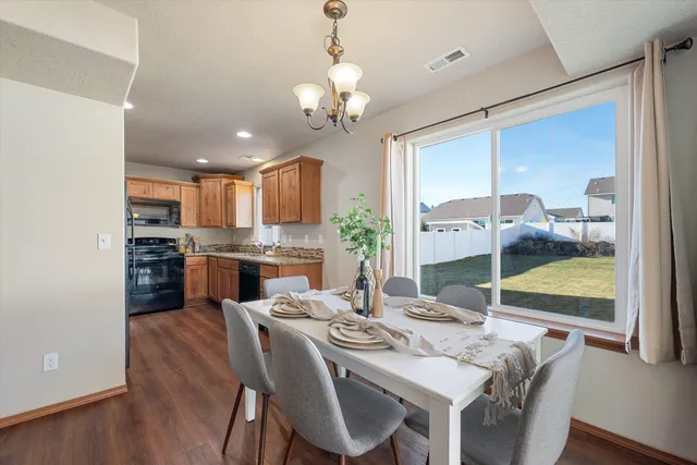 $410,000 | 8811 North Elm Street, Spokane, WA 99208