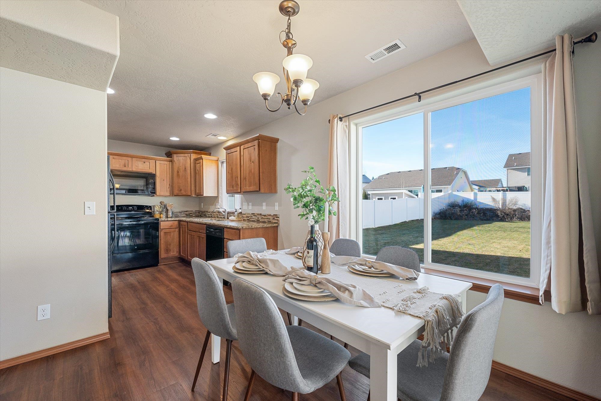 8811 North Elm Street Spokane, WA 99208 - Photo 12 of 42