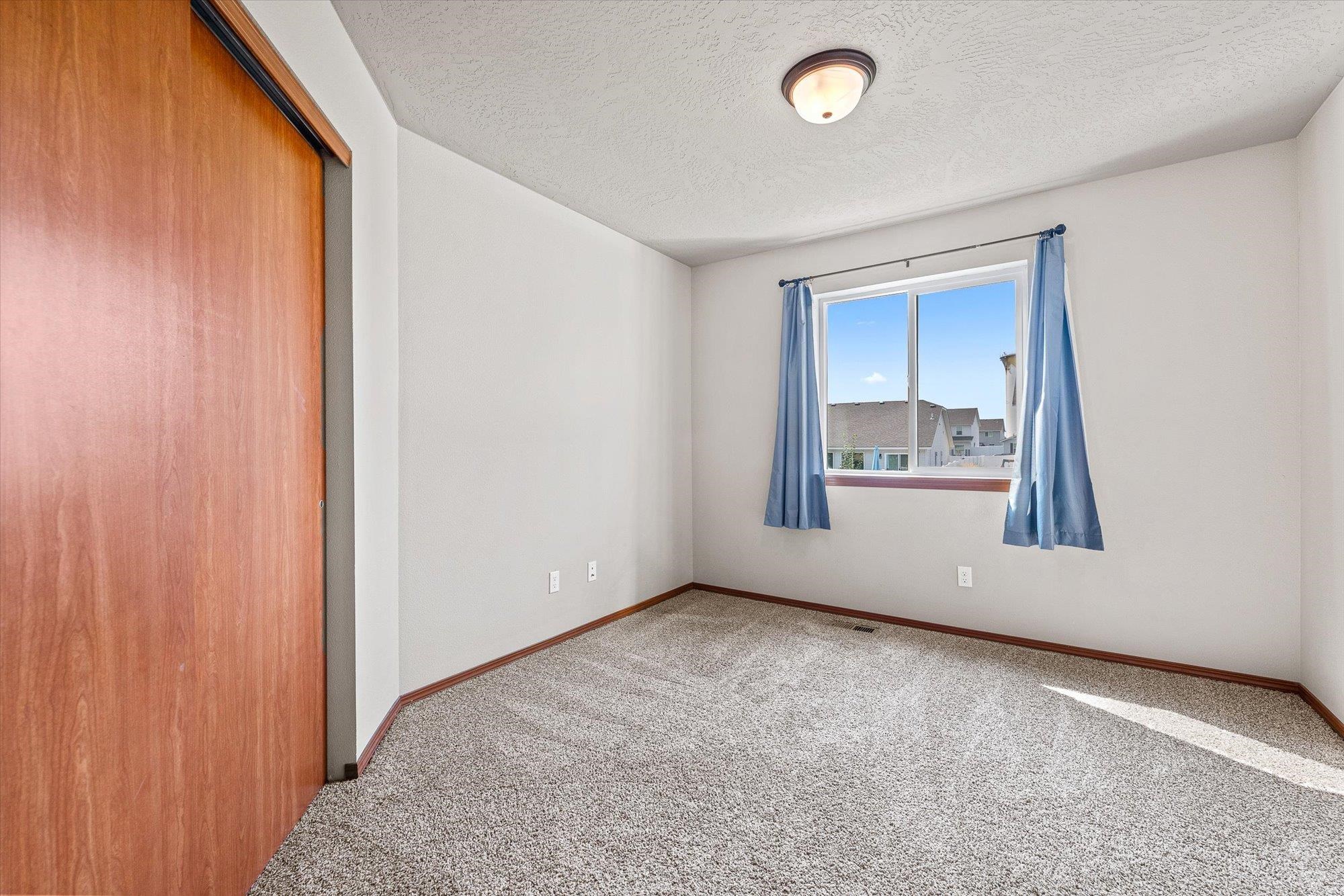 8811 North Elm Street Spokane, WA 99208 - Photo 27 of 42