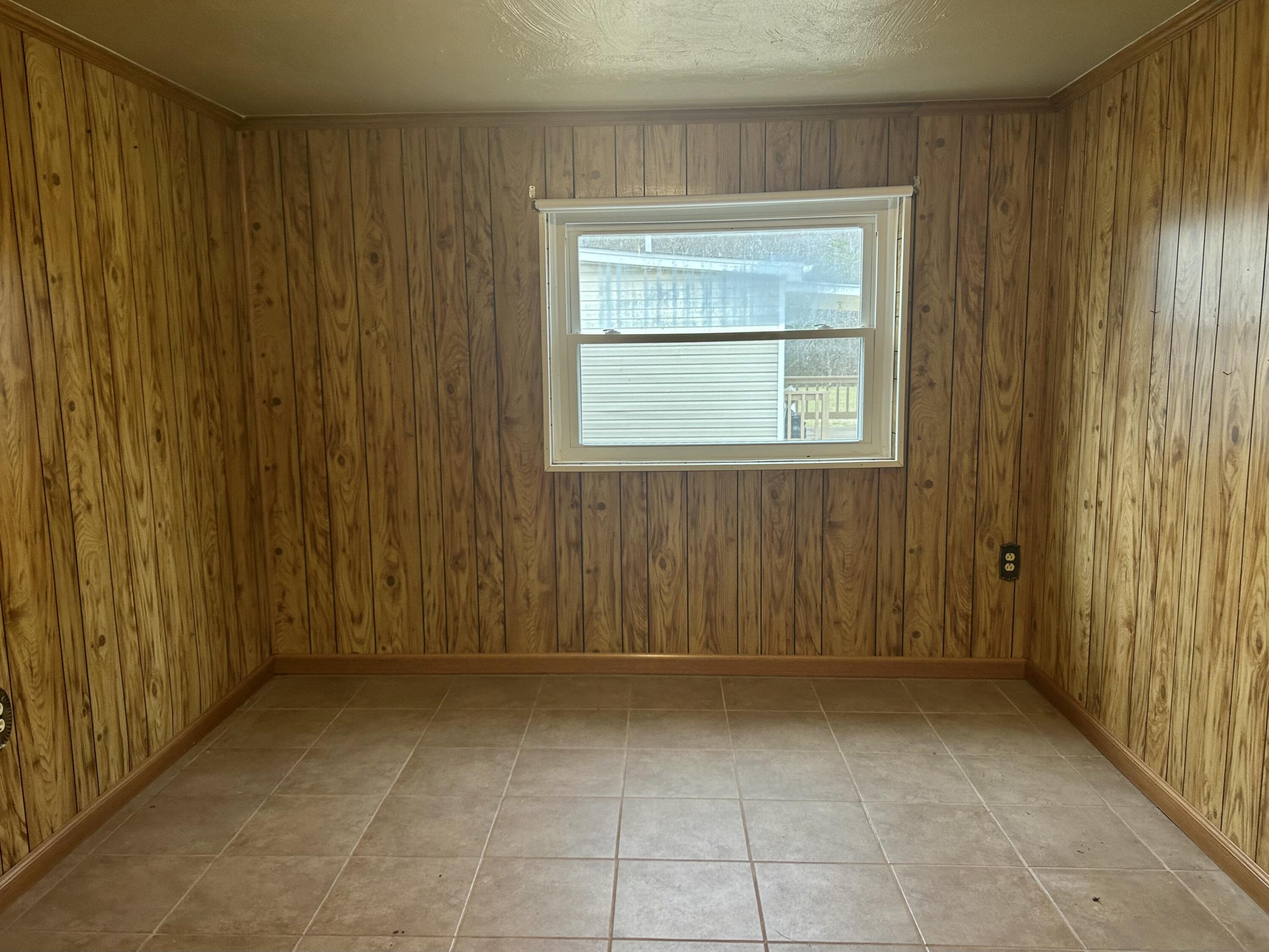 2213 Fancy Grove Road Huddleston, VA 24104 - Photo 21 of 38 IMG_5911