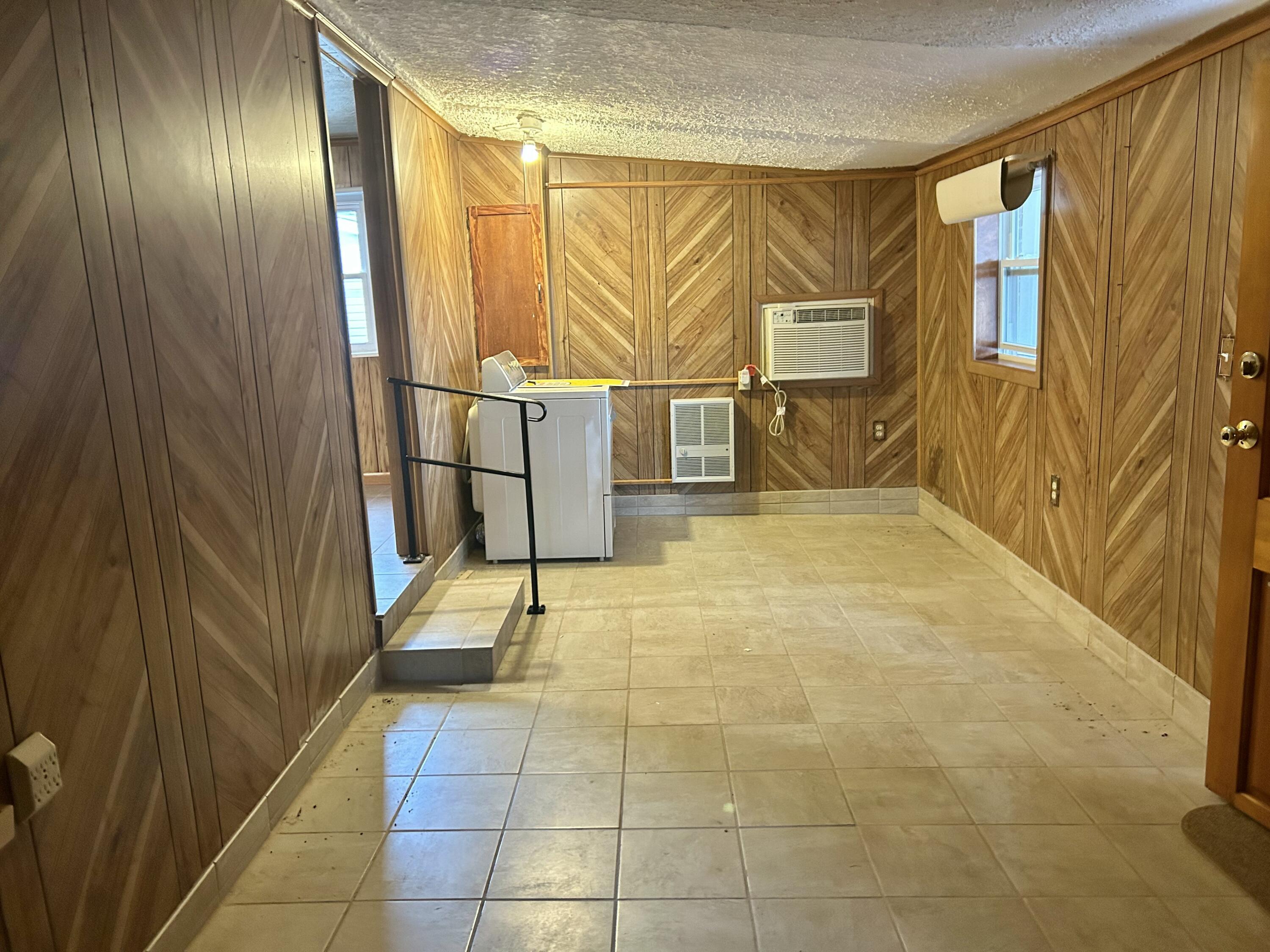 2213 Fancy Grove Road Huddleston, VA 24104 - Photo 24 of 38 IMG_5918