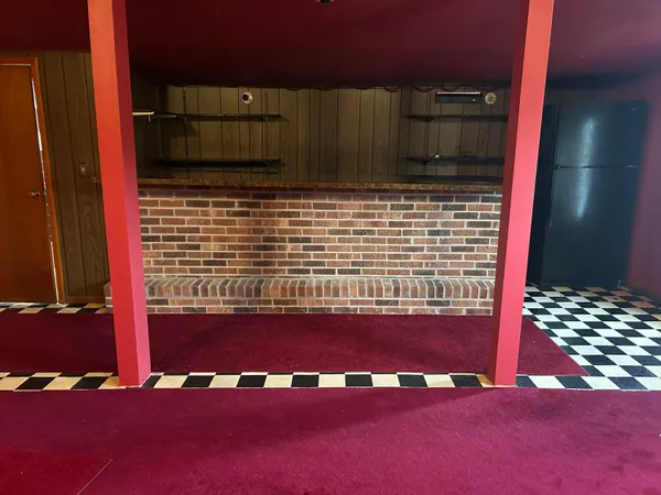 $250,000 | 2213 Fancy Grove Road, Huddleston, VA 24104