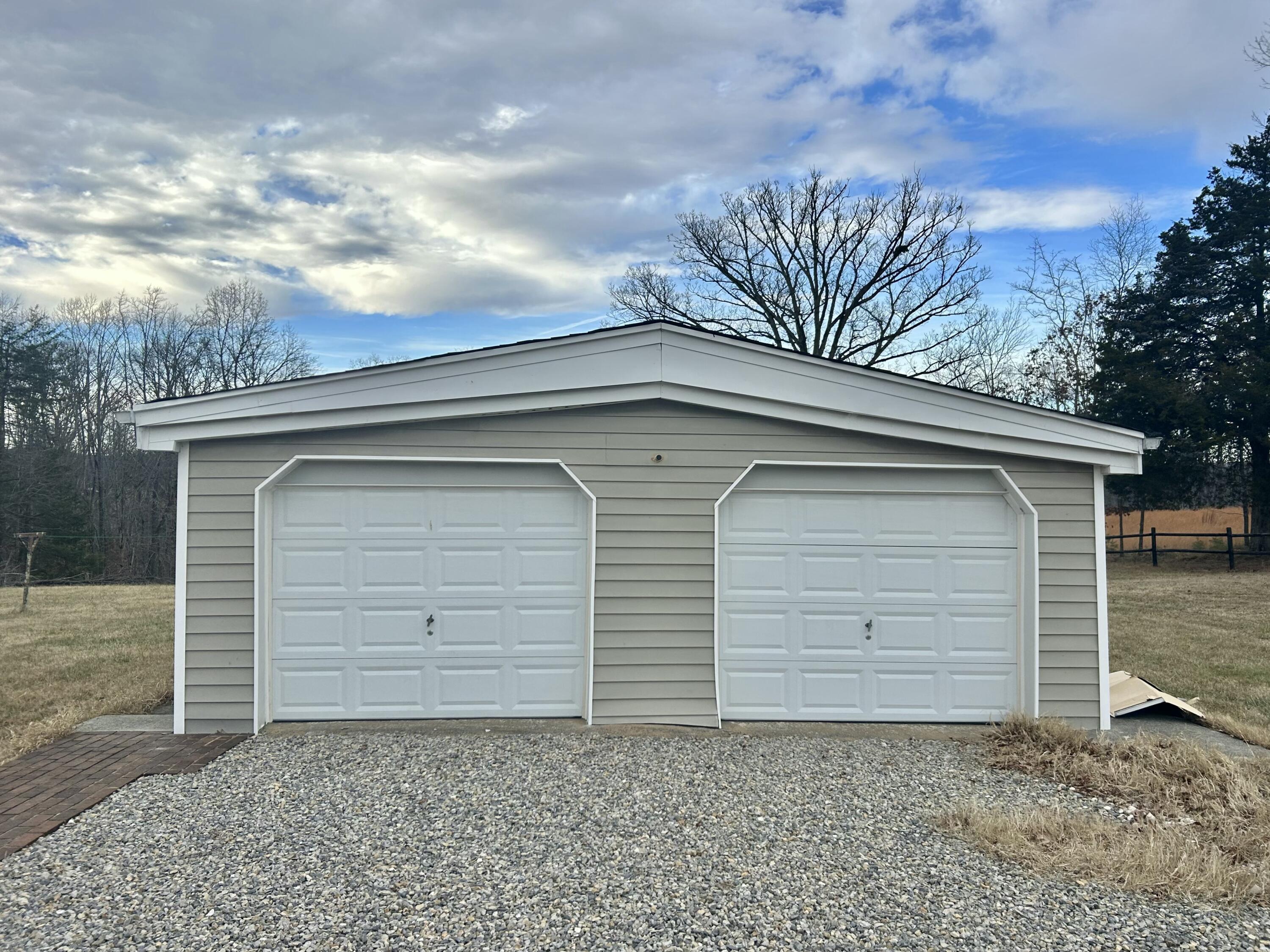 2213 Fancy Grove Road Huddleston, VA 24104 - Photo 36 of 38 IMG_5941