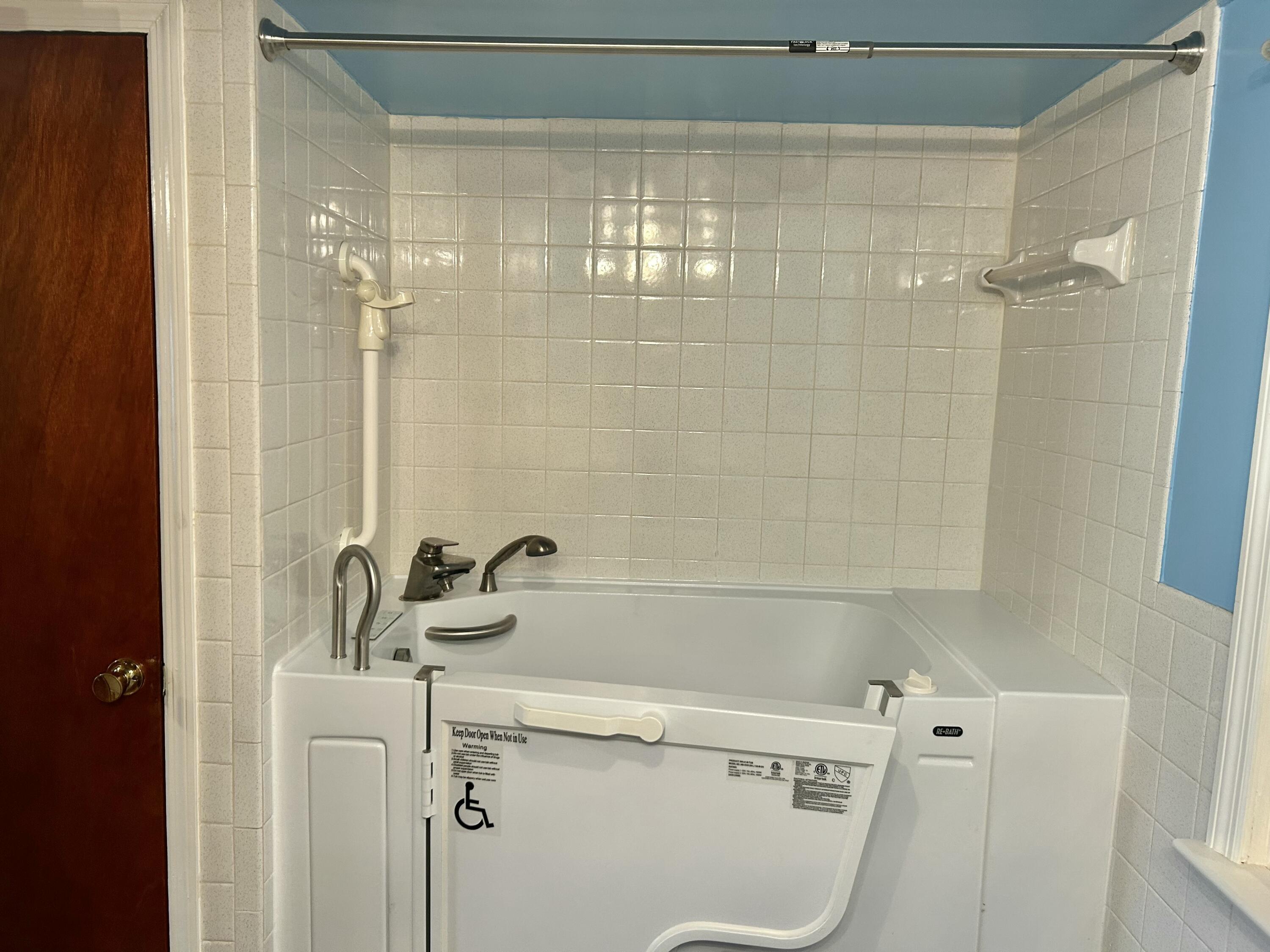 2213 Fancy Grove Road Huddleston, VA 24104 - Photo 10 of 38 IMG_5917