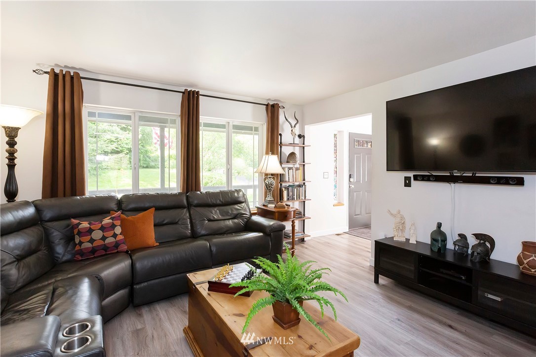 3841 Banner Road Southeast Port Orchard, WA 98366 - Photo 16 of 40 Gallery Image 16