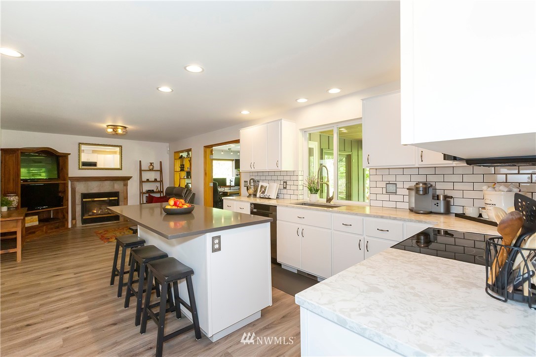 3841 Banner Road Southeast Port Orchard, WA 98366 - Photo 8 of 40 Gallery Image 8