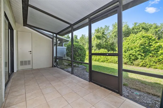 $229,000 | 5100 Burchette Road, Unit 3005, Tampa, FL 33647