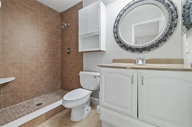 $229,000 | 5100 Burchette Road, Unit 3005, Tampa, FL 33647