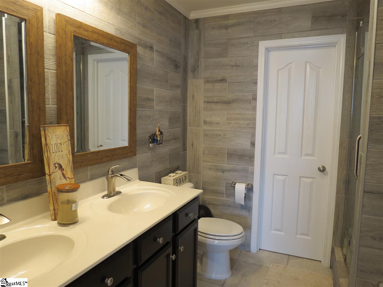 21 Ravencrest Drive Anderson, SC 29621 - Photo 18 of 36 Gallery Image 18
