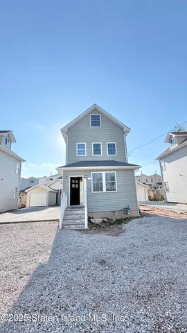 $688,000 | 150 Riche Avenue | Travis-Chelsea