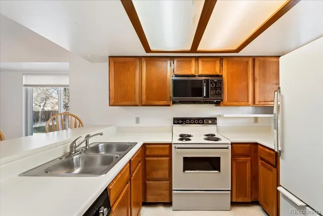 $330,000 | 2051 South Balsam Street, Lakewood, CO 80232