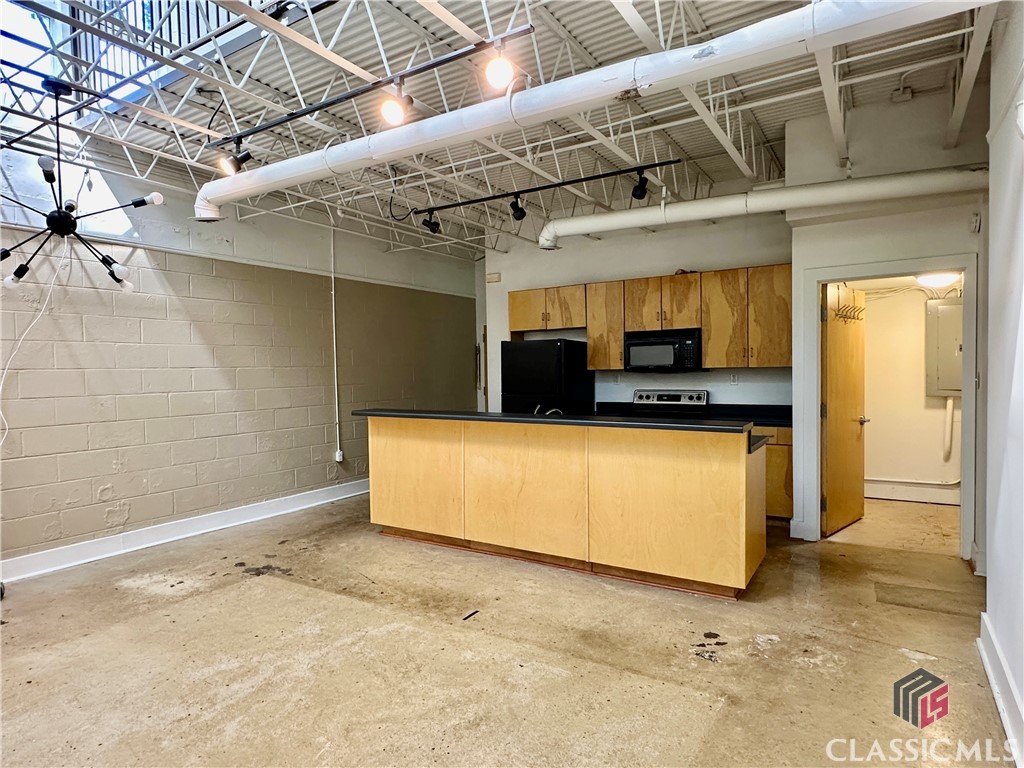 1295 East Broad Street, Unit C3 Athens, GA 30601 - Photo 10 of 26 Gallery Image 10