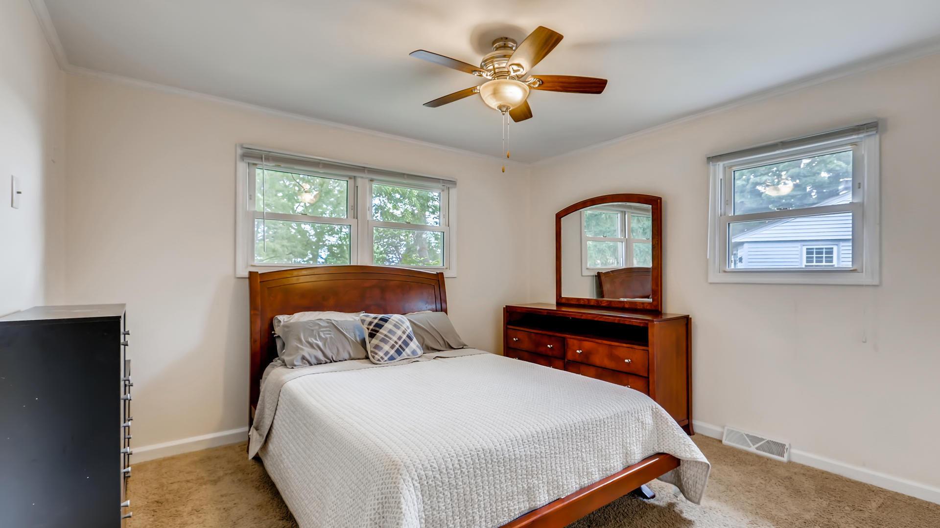 3006 Grouse Lane Rolling Meadows, IL 60008 - Photo 12 of 23