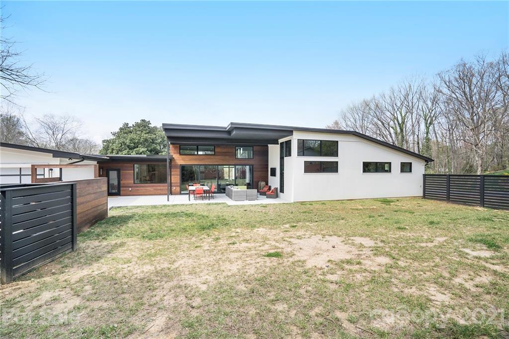 5201 Addison Drive Charlotte, NC 28211 - Photo 48 of 48 a view of a house with backyard and sitting area