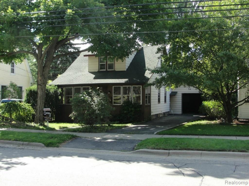 709 1st Street Rochester, MI 48307 - Photo 1 of 18 Front.jpg