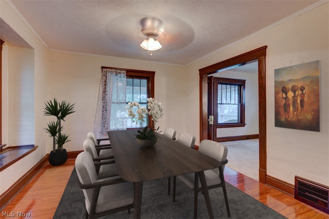 5096 Edenhurst Road Cleveland, OH 44124 - Photo 4 of 27 Dining room and living room overlook front porch!