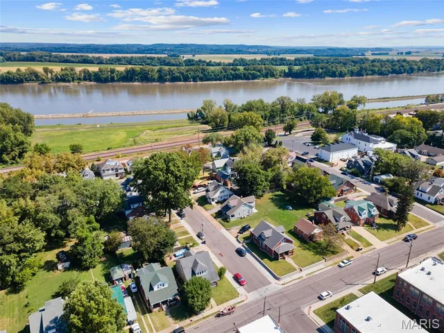 $289,000 | 801 West 2nd Street, Washington, MO 63090