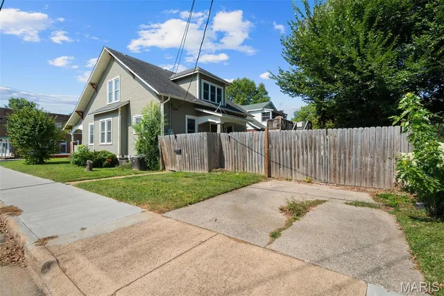 $289,000 | 801 West 2nd Street, Washington, MO 63090