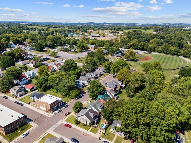 $289,000 | 801 West 2nd Street, Washington, MO 63090