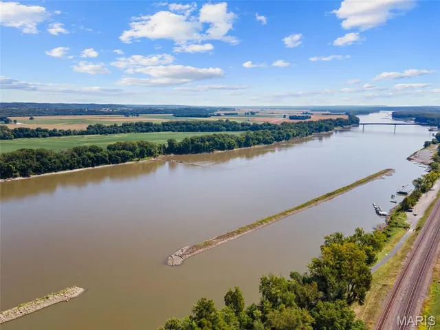 $289,000 | 801 West 2nd Street, Washington, MO 63090