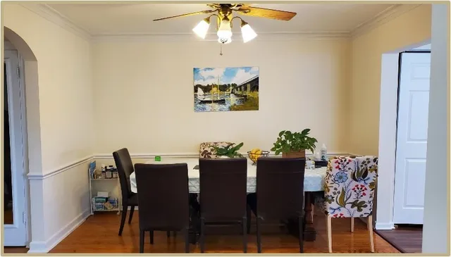 $579,000 | 1652 Willow Road, Northfield, IL 60093