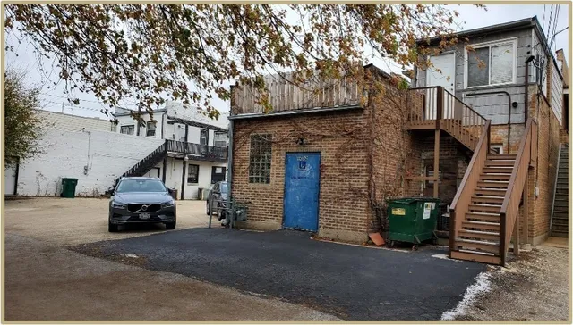 $579,000 | 1652 Willow Road, Northfield, IL 60093