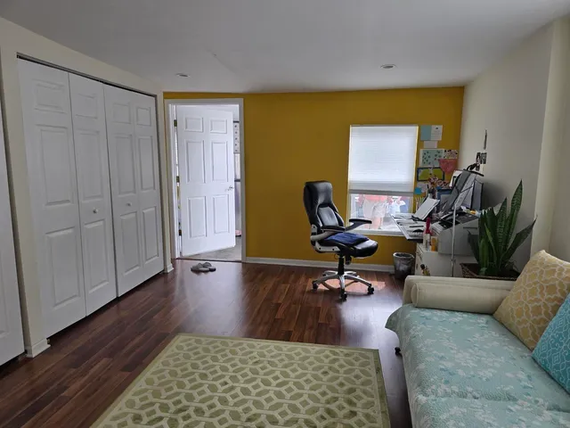 $579,000 | 1652 Willow Road, Northfield, IL 60093