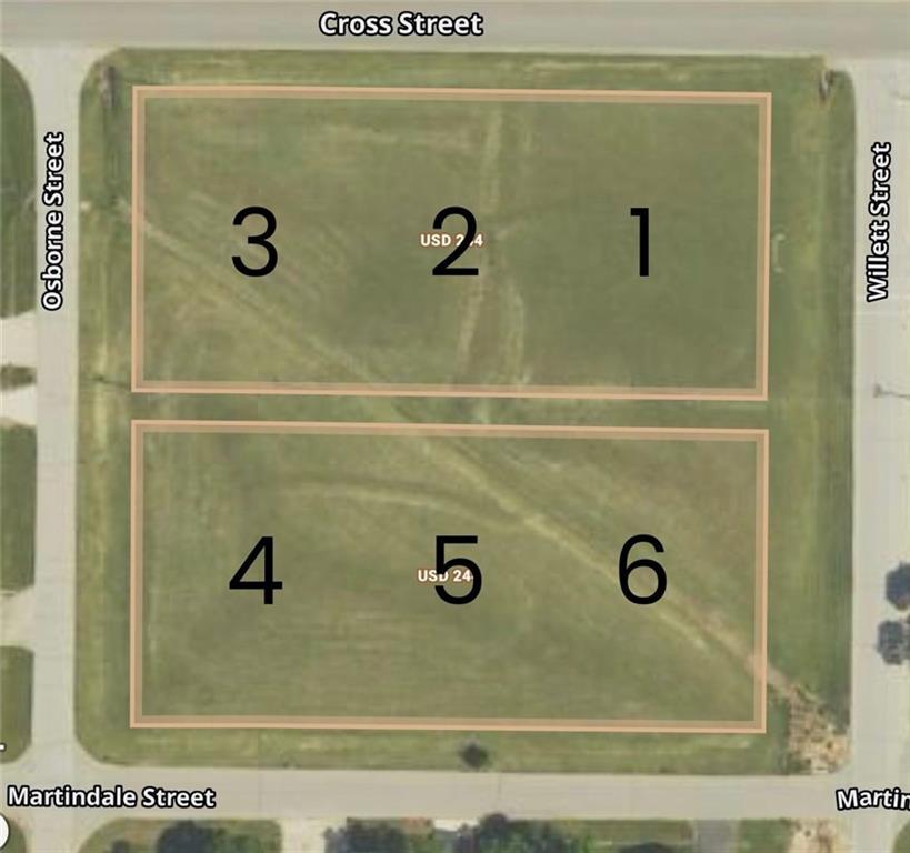 2 Cross Street Burlington, KS 66839 - Photo 2 of 11