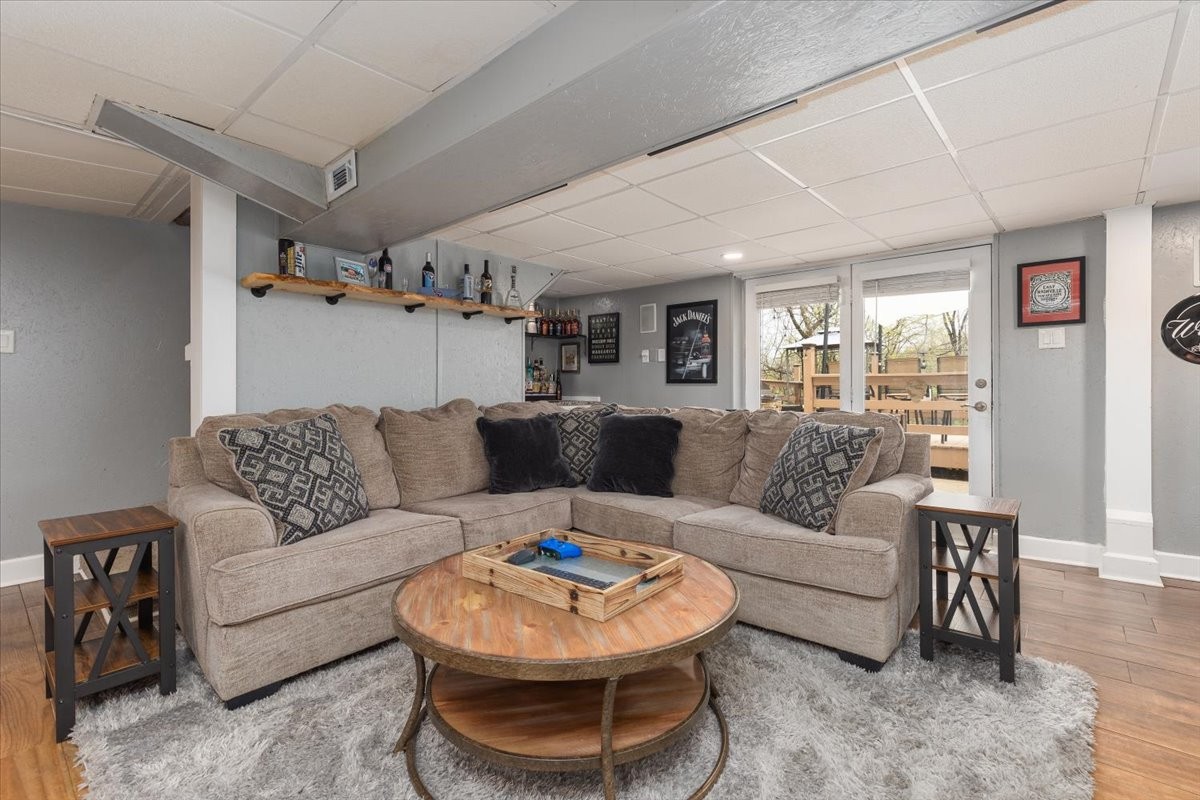 922 Potter Lane Nashville, TN 37206 - Photo 26 of 42 a living room with furniture and a large window