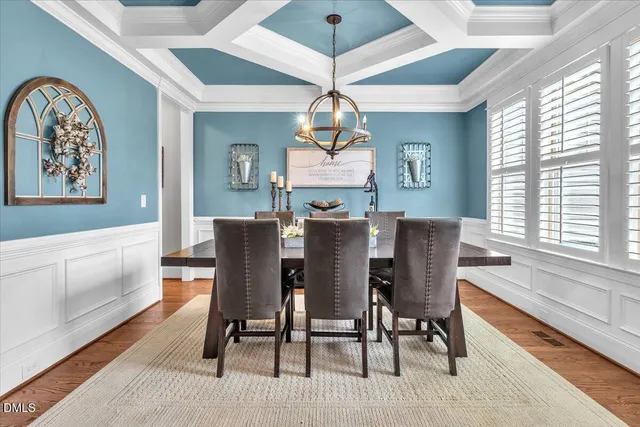 a view of a workspace with furniture